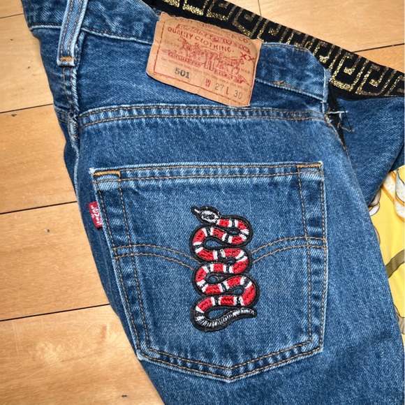 Vintage Levi 501 custom embroidered jeans - Picture 6 of 7